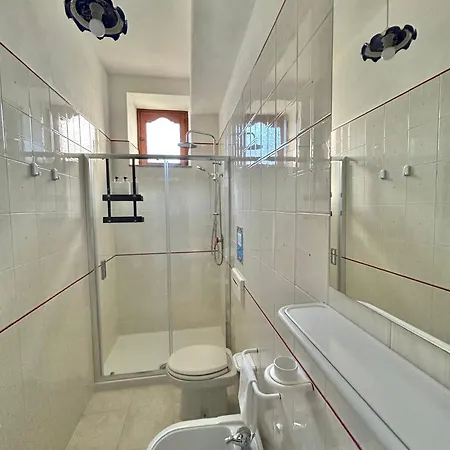 Aeolian Apartment