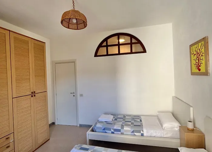 Aeolian * Lipari (Isola Lipari)